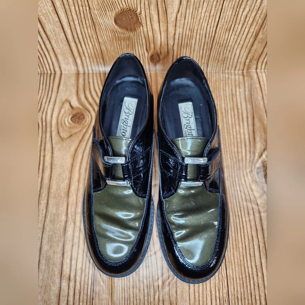 Brighton Patent Shine Black and Green Buckle Loafer Size‎ 6